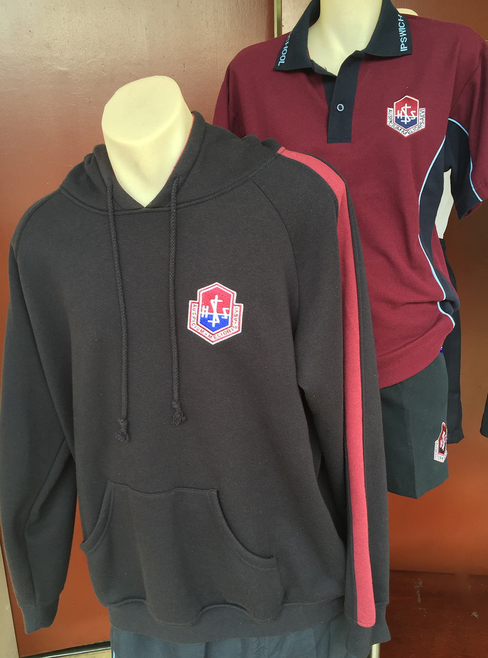 uniform-shop